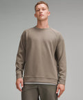 Smooth Spacer Classic-Fit Crew