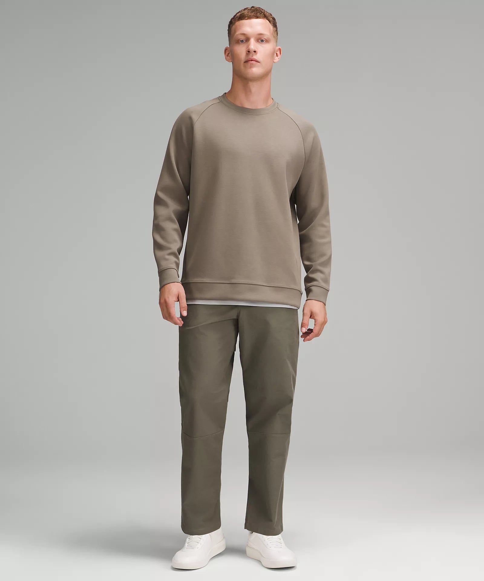 Smooth Spacer Classic-Fit Crew