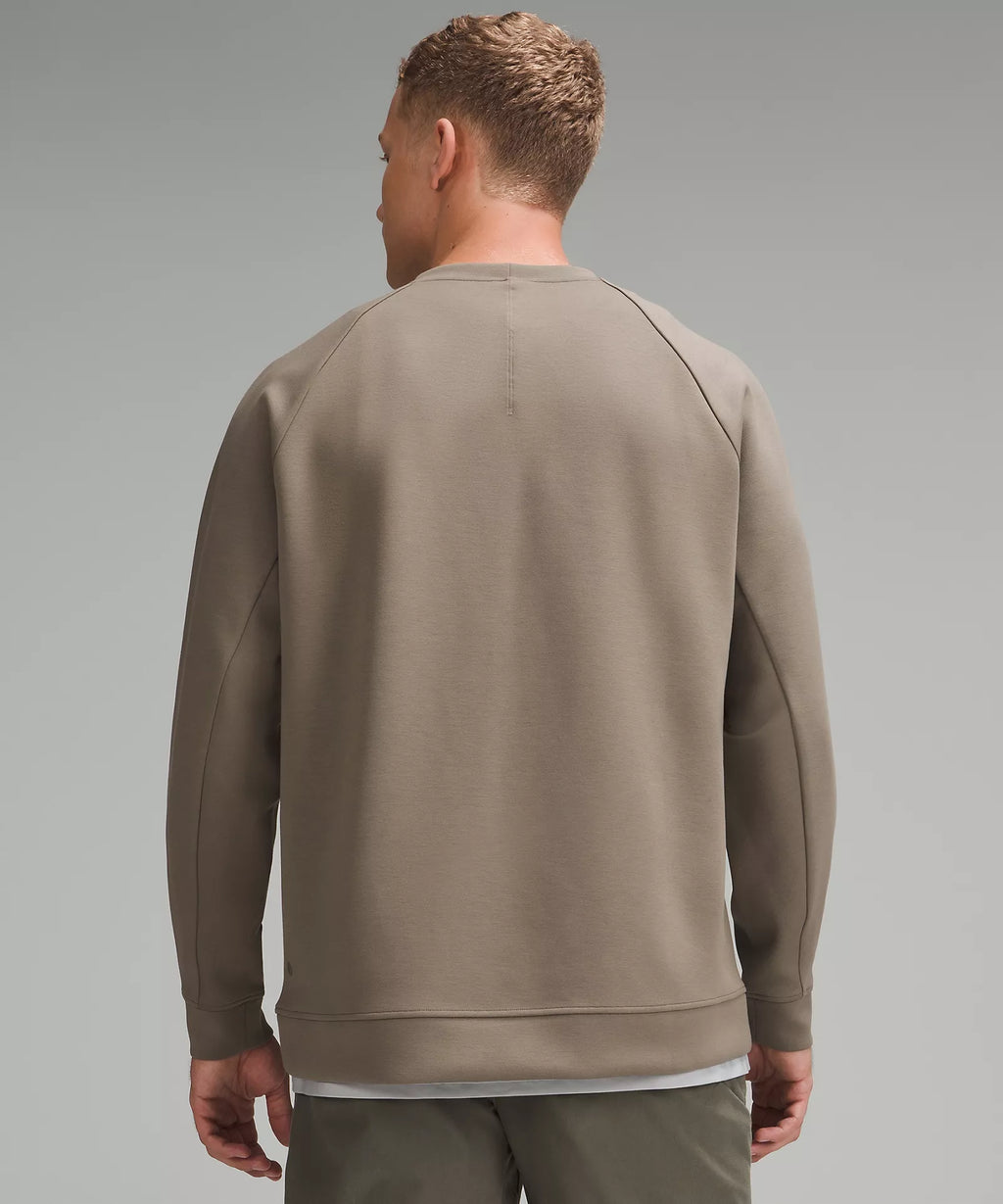 Smooth Spacer Classic-Fit Crew