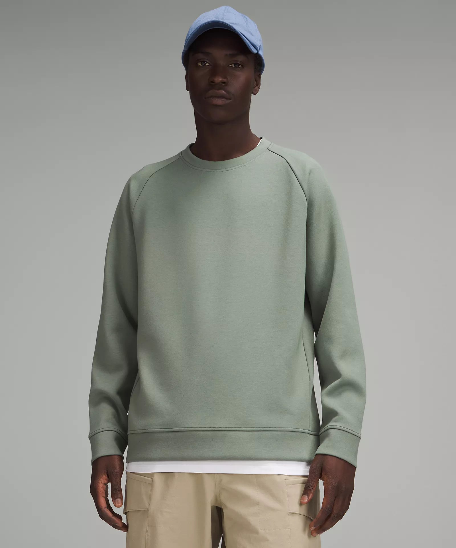 Smooth Spacer Classic-Fit Crew