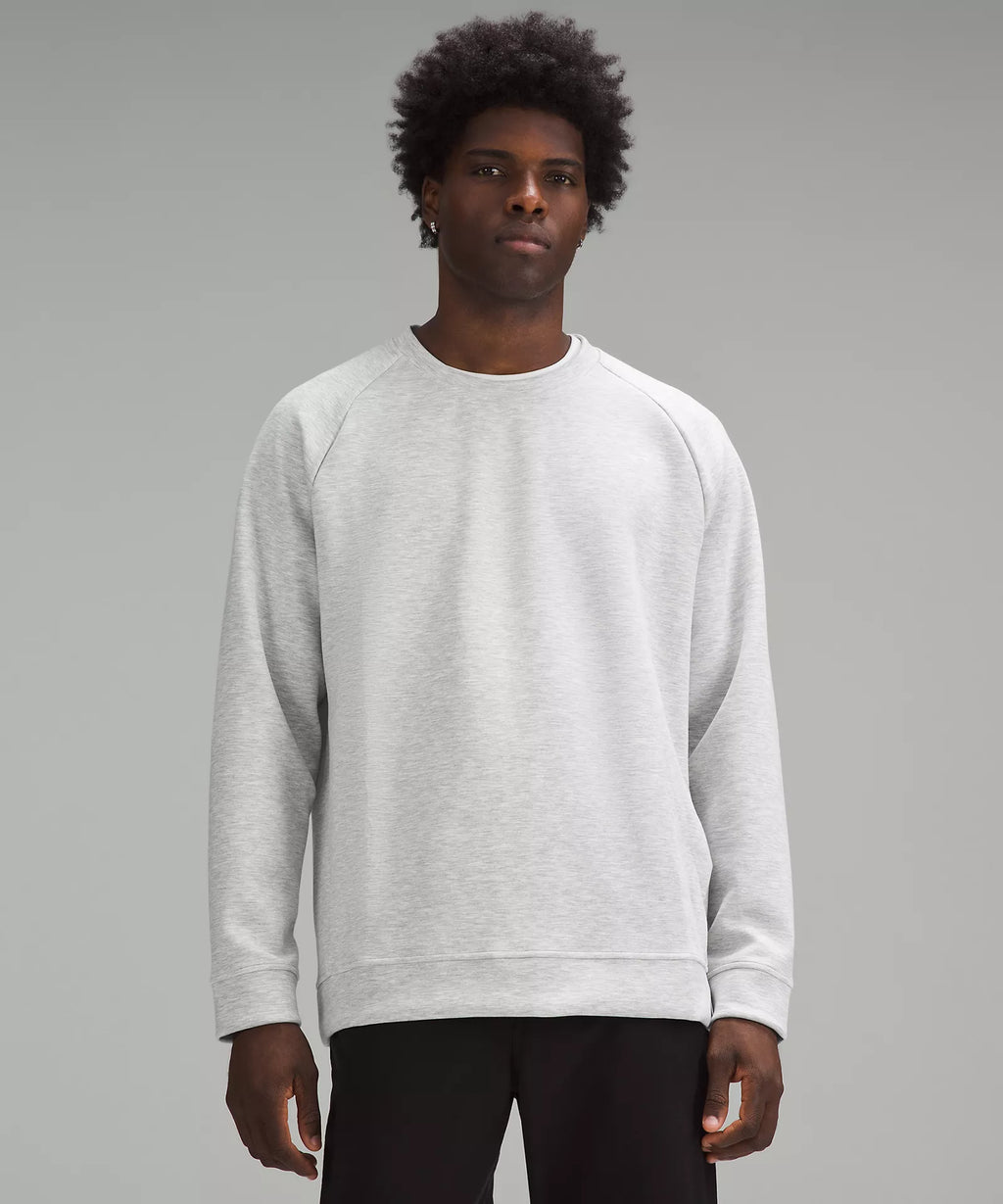 Smooth Spacer Classic-Fit Crew
