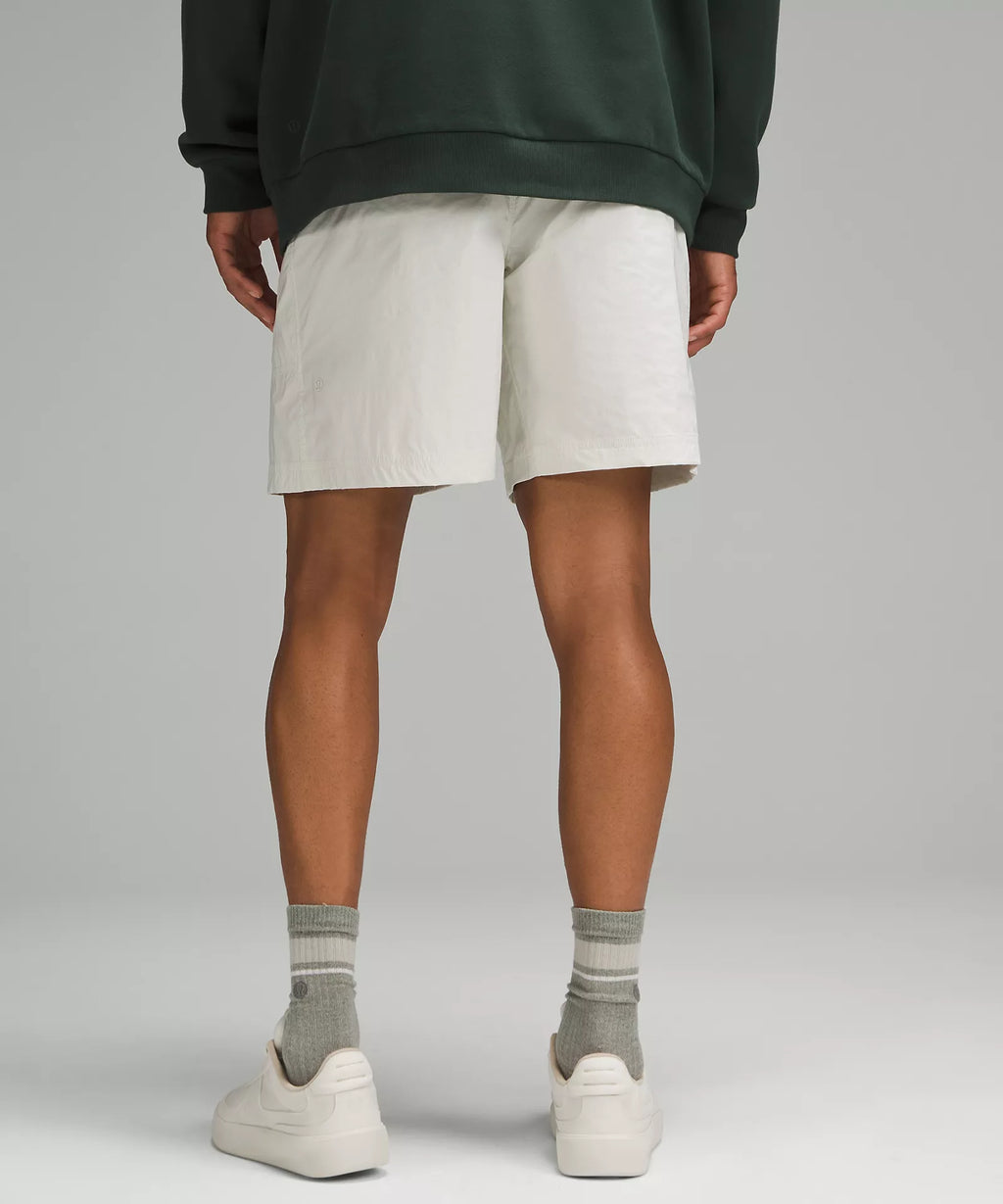 Lightweight Cargo Pocket Short 8"