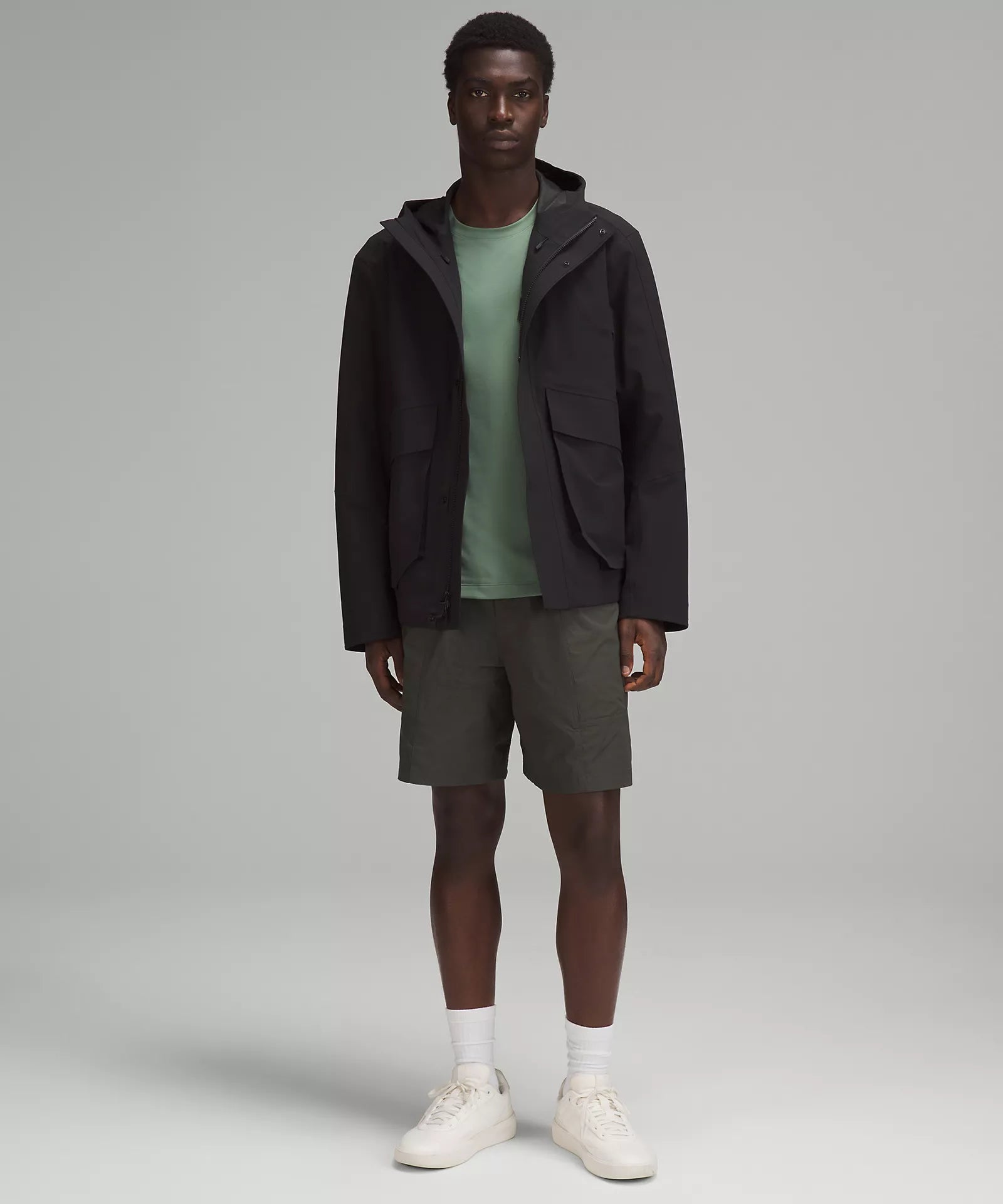 Lightweight Cargo Pocket Short 8"