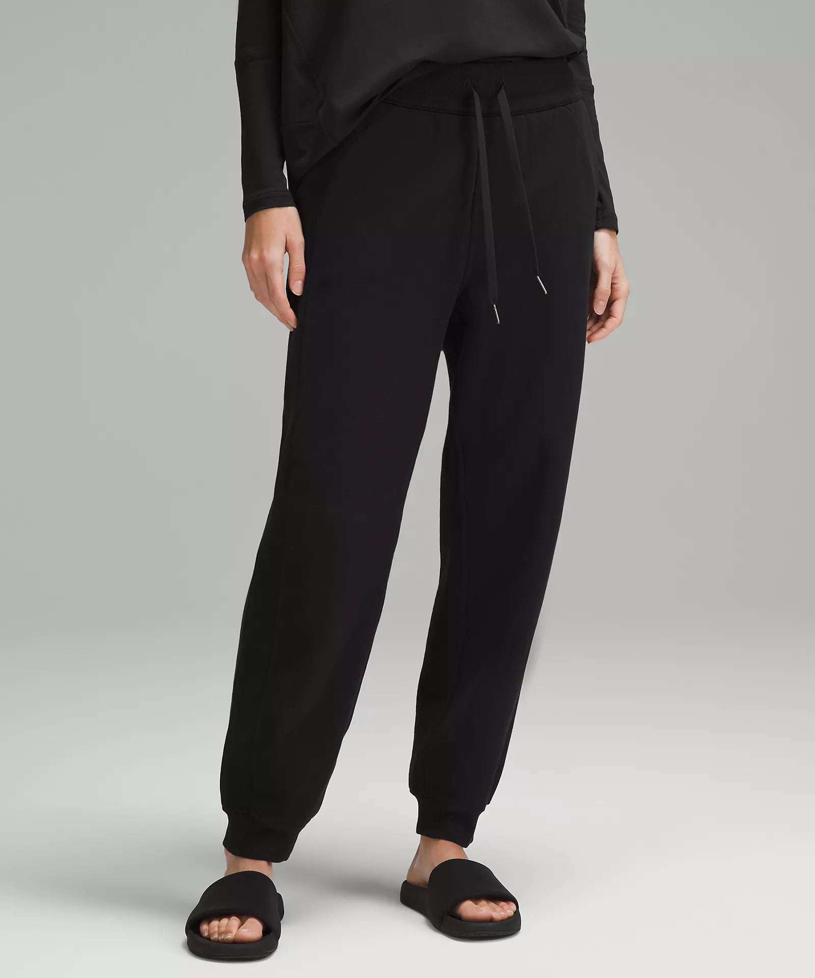 Scuba High-Rise Relaxed Jogger Full Length
