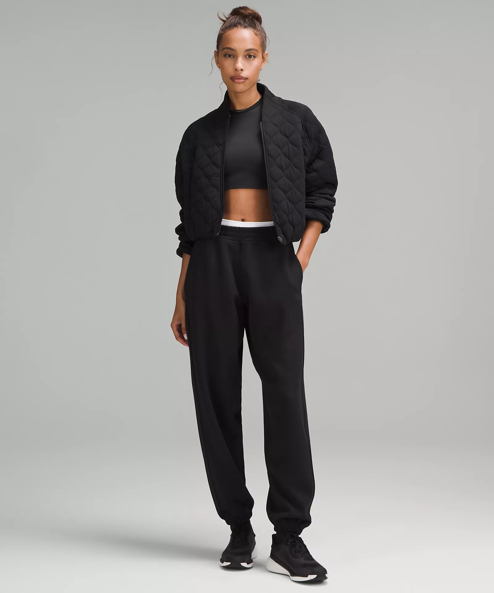 Smooth Spacer Jogger Emboss